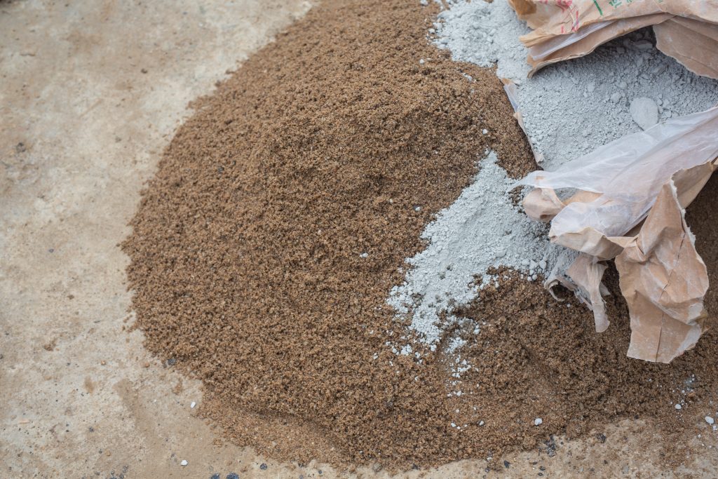 What size sand is used in construction